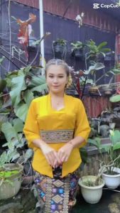 Kebaya polos bet lonceng - kebaya bet lonceng