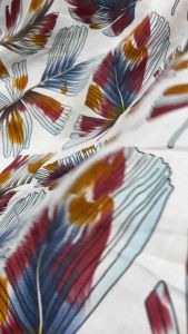 Vải linen lụa .Chất vải mềm mátdày dặn. Khổ vải 14m