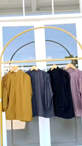 Blouse Crinkle: Pilihan Terbaik Atasan Wanita