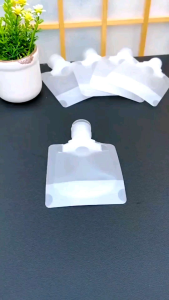 5pcs/ pack 30ml/50ml/100ml  Beg pembungkusan losyen Lotion Dispenser Bag portable for travel