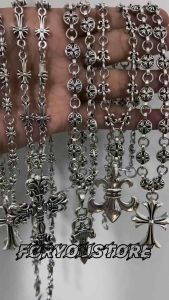 CHROME HEARTS สร้อยข้อมือ ลายดอกไม้ หรูหรา สร้อยข้อมือโครมฮาร์ท ฟรีกล่องใส่แบบใส สร้อยข้อมือโครม สร้อยข้อมือ โครม สร้อยข้อมือ โครมฮาร์ท - Lazada