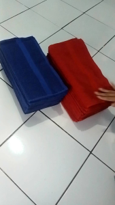 ( ISI 4PCS MERAH DAN BIRU )Handuk olahraga salon traveling sport jogging barbershop pilihan terbaik