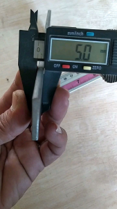 Besi Plat Lebar 38 cm Tebal 5 mm Panjang 20 cm