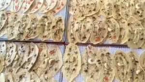 กล้วยหนึบ (ขนาด 120g)กล้วยอบธรรมชาติหน้าธัญพืช หวานธรรมชาติ อร่อยหนึบหนับ ดีต่อสุขภาพ เคี้ยวเพลิน อิ่มนาน