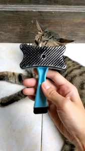 SISIR TOMBOL UNTUK GROOMING KUCING & ANJING