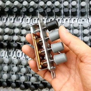 Công Tắc 4 Số Sử Dụng Cho Quạt Điện Thông Dụng