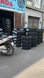 Lốp xe Kenda 215/60R16 KR205