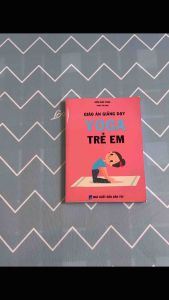 Sách - Giáo án giảng dạy Yoga trẻ em