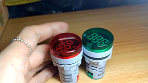 22mm DIGITAL VOLTMETER LED 12VAC-500VAC