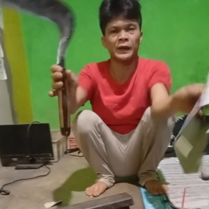 ARIT ANTIK....ARIT SIAP PAKAI SUPER TAJAM ARIT BAJA FULL ARIT BAJA ARIT TAJAM ARIT RUMPUT ARIT SABIT ARIT TAHAN BANTING ARIT MURAH BERKUALITAS