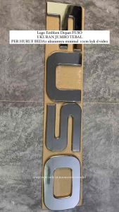 Logo Emblem Depan FUSO ukuran jumbo dan tebal warna chrome