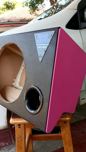 Box Subwoofer 10 Inch Untuk Truck Canter: Solusi Ruang yang Efisien