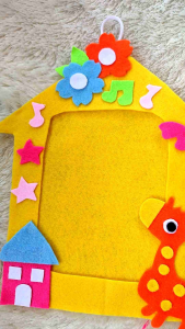 Pigura karakter ukuran 5R hiasan dinding frame poto bahan flanel 100% handmade