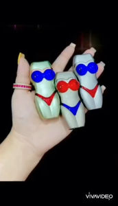 HỘP QUẸT BẬT LỬA GA KHÒ MÔ HÌNH CÔ GÁI BIKINI KÈM ĐÈN NHẤP NHÁY MỚI LẠ