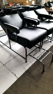 washbak kursi keramas salon rangka besi