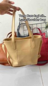 CUCI GUDATAS TENTENG LARISA FLOWER