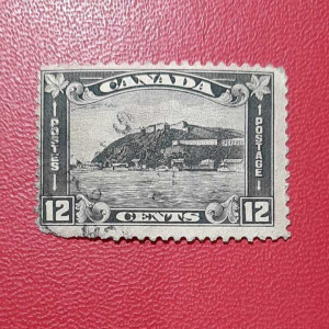 Prangko Kanada Tahun 1930: Koleksi Prangko Kuno & 12 Cents Definitive Issue