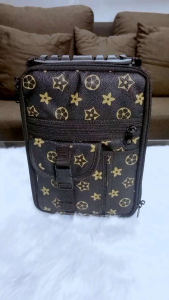 CROSSBODY BAG TARI CASE 28 CAPACITY WITH FIBER GLASS INSIDE/MADE OF WOOD CASE INSIDE/MADE OF HIGH GRADE MATERAIALS WITH FREEBIE