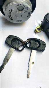 KUNCI KONTAK SET KEY SET MIO J MIO JE MIO SOUL GT+KUNCI JOK BELAKANG KODE 54P KOMPLIT(KUALITAS ORIGINAL)