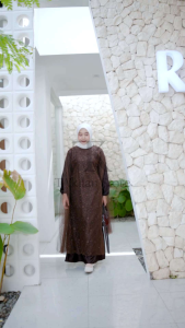 Hanum Dress Brukat Premium Kombinasi Tile Dot Warna Mahogany Gamis Brokat Mewah Elegant Dress Wanita