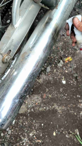 CAIRAN PEMBERSIH KERAK PADA MESIN MOBIL DAN MOTOR