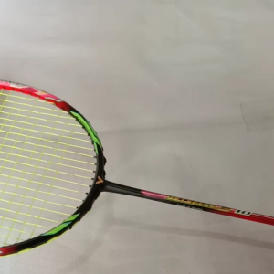 Raket Badminton Victor Jetspeed S10: Pilihan Terbaik Untuk Pemain Profesional