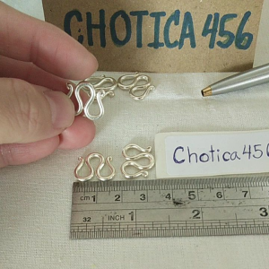 ตะขอเงินแท้ตัว M หนา ขายดีมากตอนนี้เหลือ 4 ตัว