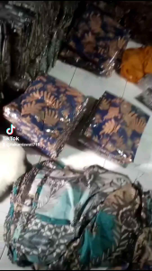 Kemeja batik pria Lengan pendek elegan kekinian