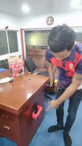 POLO เครื่องมือยกกระจกดูดกระเบื้องไร้สายอัตโนมัติ รุ่นP618A