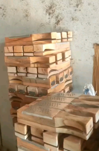 Cetakan kue ulat sutra/telur gabus/akar kelapa bahan kayu jati.