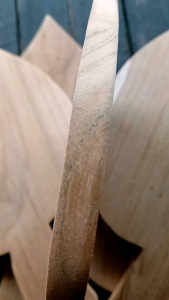 Tatakan Kayu Jati Asli: Desain & Bahan Berkualitas