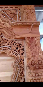 Pintu Kusen Gapura Ukir: Desain Elegan untuk Rumah Tradisional