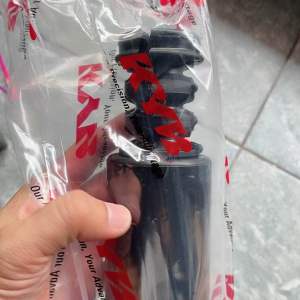 KYB ยางกันฝุ่น โช้คหลัง Vios ปี 02-06 [NCP42] จำนวน 1 คู่ [BS4003] ซ้าย-ขวา