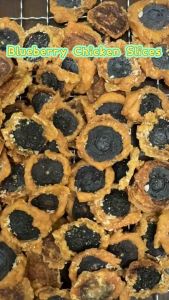 100% Home Made Pet Treats Dehydration Blueberry Chicken Slices 30g/50g/100g | Pure Natural Meat & Blueberry for Dogs or Cats Foods