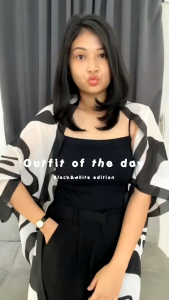 Outer Scarf Motif Premium: Aksesori Pakaian Premium untuk Wanita