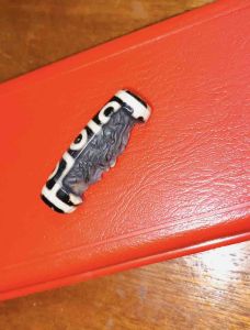 Dzi Tây Tạng chạm Rồng uy quyền tài lộc phụ kiện trang sức Phật Giáo