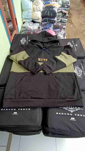 Jaket Hoodie Sweater Kombinasi: Tips Memilih & Menggunakan