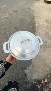 Nồi kho gang Thái Lan số 3 đường kính 245cm (có rế tre lót nồi) nồi lẩu 56 người ăn