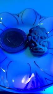 ปี่เซี๊ยะงานแกะสลักจากอำพันพม่าแท้ค่ะ