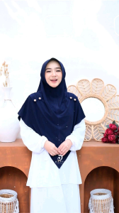 Hijab instan jumbo syari Velline series by Daffi