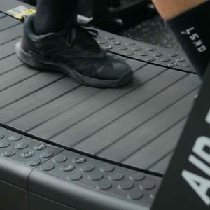 CARBYNE Air Runner Fold Curved Manual Treadmill