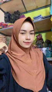 Paket hemat 100 ribu dapat 8 pcs Bergo Hamidah jersey Premium