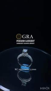 Nhẫn nữ kim cương moissanite GRA 5.5mm chính hãng xi  bạch kim vàng trắng PHONG LUXURY
