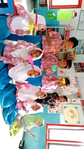 baju olahraga sekolah TK PAUD RA bisa bayar di tempat