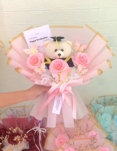 (free request ucapan) buket bunga boneka wisuda| buket boneka wisuda| buket boneka| buket bunga wisuda| buket graduation murah | buket murah| buket boneka LED