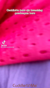 Gendongan Samping Simpel Geosfit Air CuddleMe: Desain Ergonomis untuk Bayi