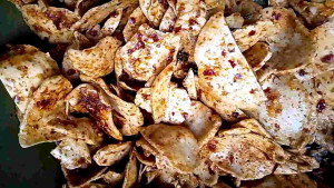 Basreng koin extra pedas daun jeruk / keripik baso goreng paling murah terlaris /sebring viral enak