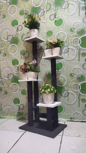 rak lantai aesthetic dan elegan model jamur full cat semprot 4 tiang 4 tatakan segi empat anti lecet (tidak pake lakban yg gampang lecet dan rusak)