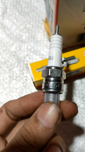 Busi NGK C7HSA Original 100% Import untuk Motor Honda Yamaha Suzuki