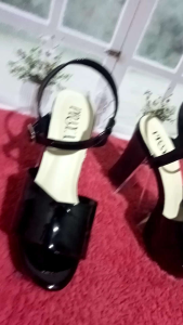 Sepatu Heels Kekinian 10 Cm: Pilihan Elegan & Nyaman